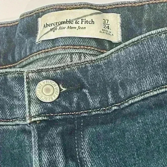 Abercrombie & Fitch High Rise Mom Jean Plus Size 37/24 - Picture 3 of 5